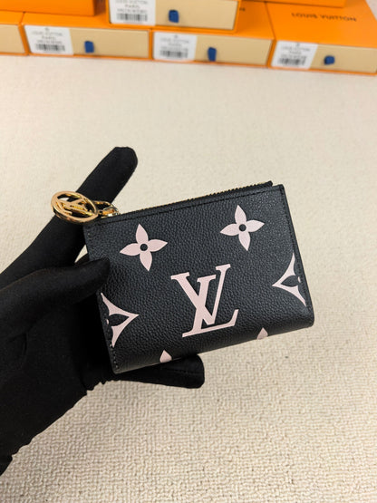 Clea Wallet Monogram